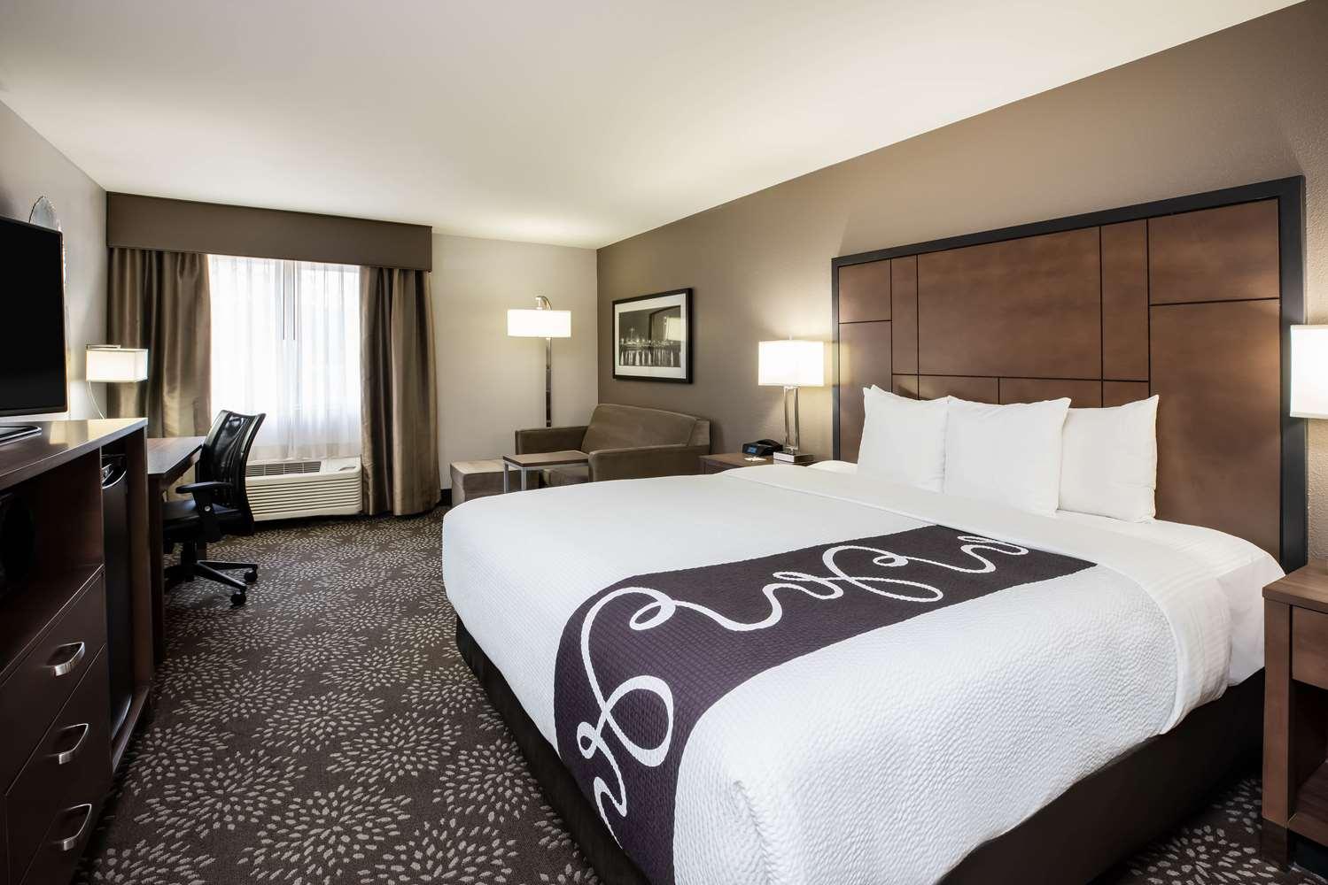 Best Western Plus Spokane North エクステリア 写真