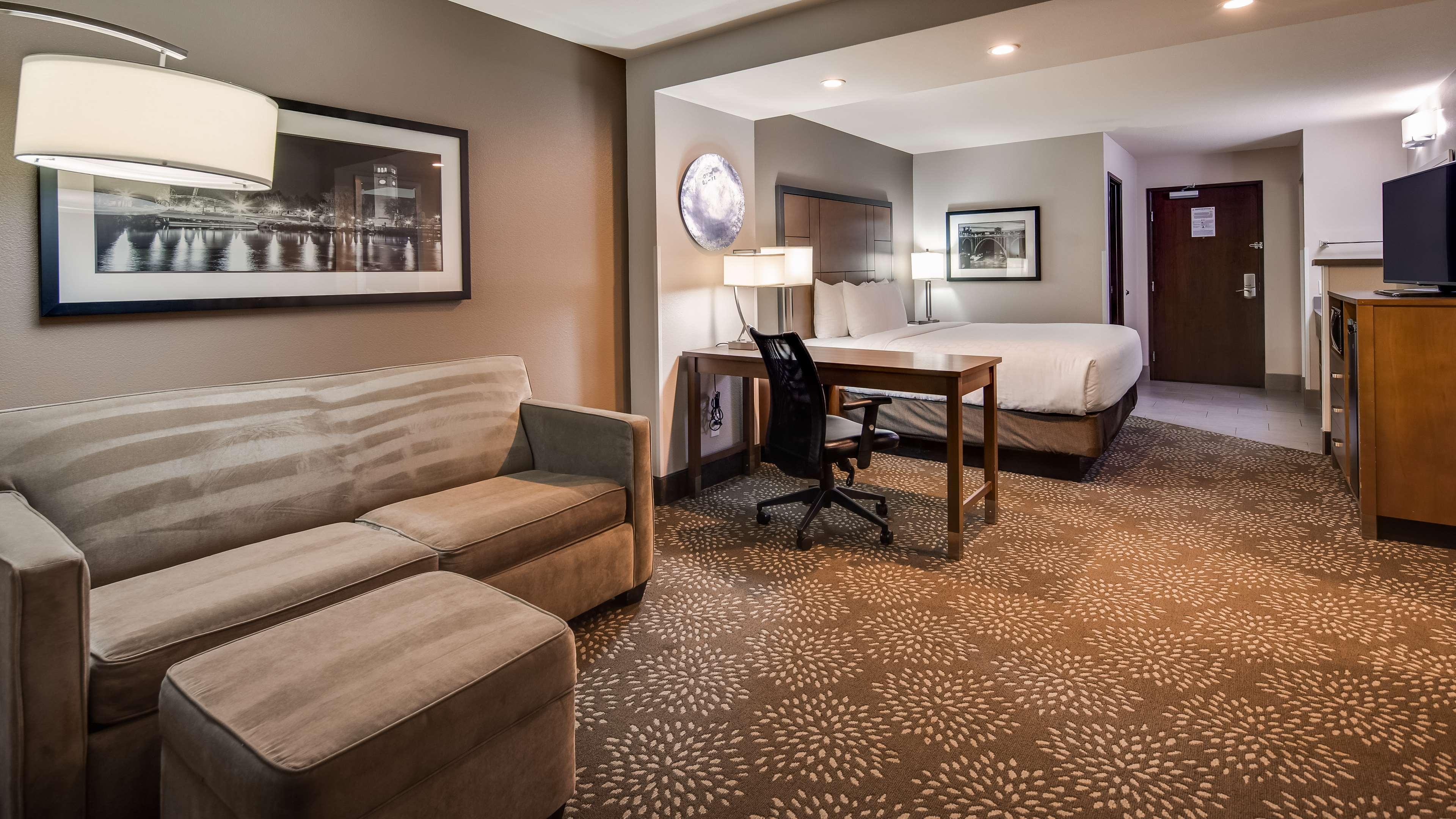 Best Western Plus Spokane North エクステリア 写真